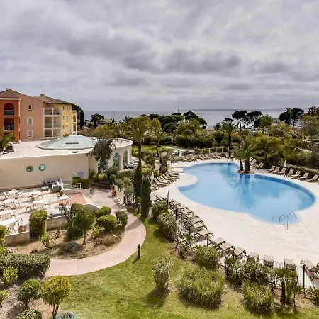 Apartment Les Calanques Thalassotherapie-4 By Interhome